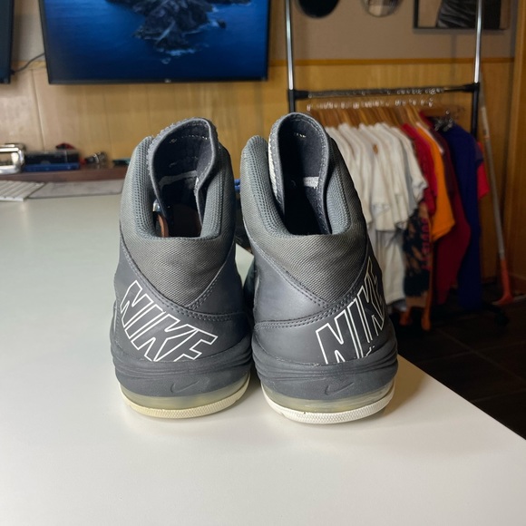 Nike Mens Air Max Stutter Step 2 599565-007 Gray Basketball Shoes Sneakers 10.5 - Picture 4 of 7